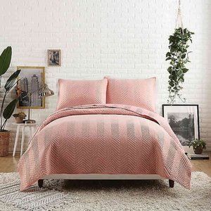 Maker's Collective Pink Jersey Herringbone Quilt Twin/TwinXL NEW